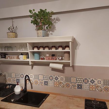 Central Lala Apartament Apartment Brasov Luaran gambar