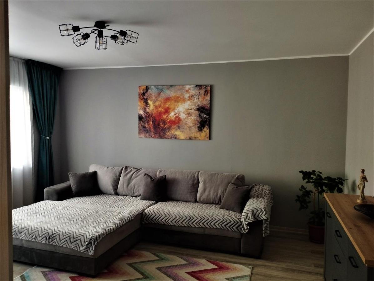 Central Lala Apartament Apartment Brasov Luaran gambar